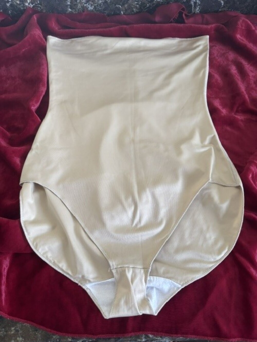 SPANX Shaping Suit